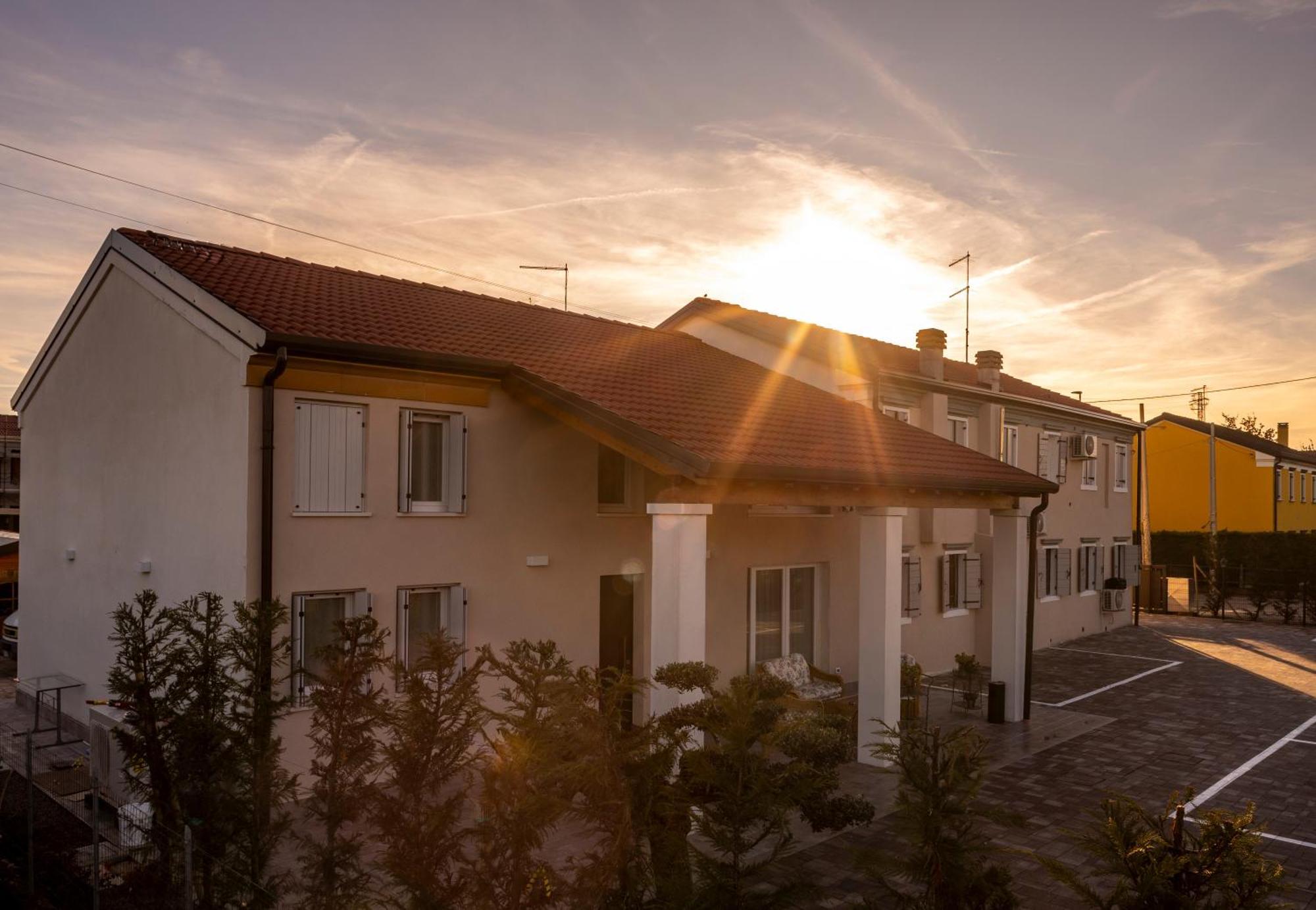 Camerini Guest House Пиацола сул Брента Екстериор снимка
